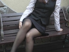 お外でぐっしょりえちえちOL - Screenshot 1 of 16 - Ol