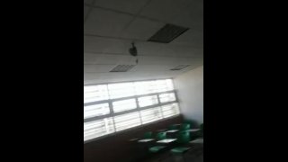 studentessa troia viene scopata dall'insegnante