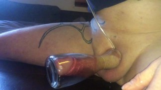 Huge cock sucked in to little glass vase vacum makes him cum