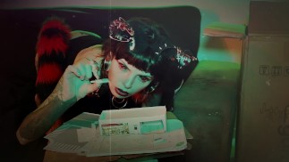 Мари Зомби кошка с другой планеты