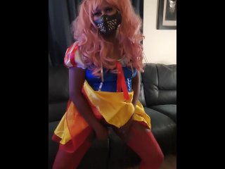 vertical video, verified amateurs, toys, cosplay