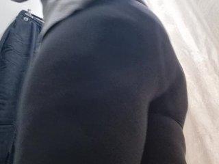 Sensational farts in the dressing room of a clothing store