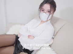 老師上門家訪，卻被學生要求教導生理課，第一次做愛的男同學幹的老師大叫求饒，徹底淪為男同學的洩慾工具，被內射中出 - Screenshot 6 of 16 - High Heels