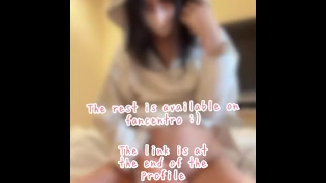 たくし上げ ズボン下ろし のっかり手コキ Porn Video