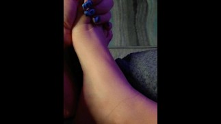 Feet rubbing I need people play with on OF