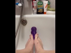 working big legs with a dildo