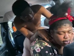 Pregnant bbw getting backshots from her lover in the car
