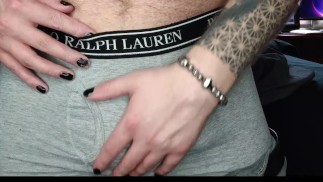 Жуткий режиссер играет со студентом - FPOV Вокальное соло Мужская ролевая игра - Доминирование Грязные разговоры