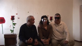 Итальянская Пара В Любительском Видео Решает Снять Порно