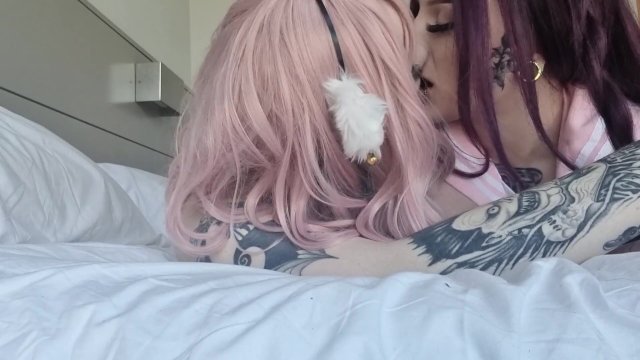 Lesbian E-girl friends take part in steamy passionate makeout session
