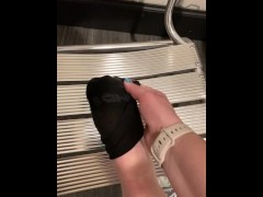 Saturday gym sock removal! 🦶🏼🥰🔥