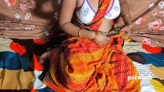 Sister-in-law dressed in a saree and hit her full ass bhabhi ki साड़ी में फुल गाड़ की रीयल मोटा