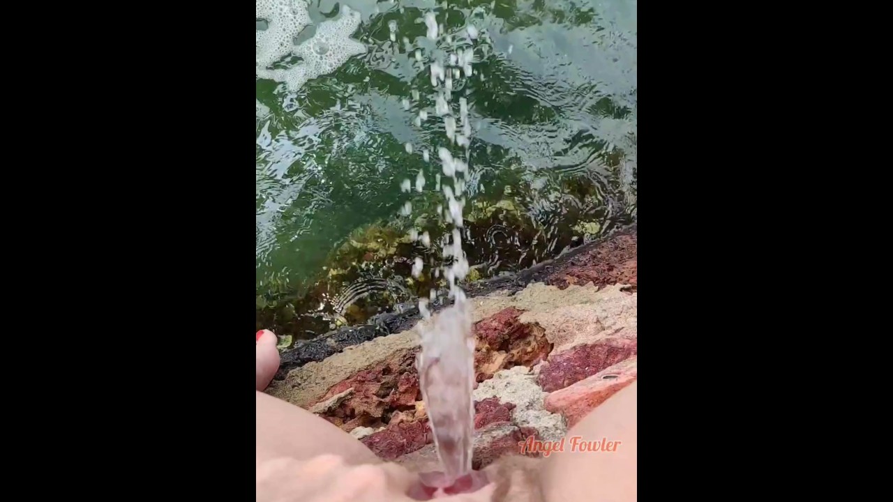 川で放尿強い長いパワー