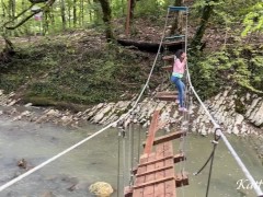 Экскурсия по лесу закончилась трахом девушки на водопаде - Screenshot 16 of 16 - Waterfall