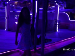 Всю ночь трахал в жопу детку, которую я подцепил на пляжном баре - Screenshot 2 of 16 - Ass