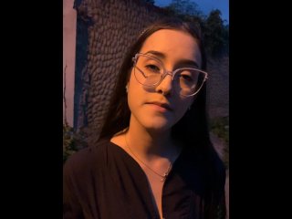 Screen Capture of Video Titled: Me aprovecho de ESTUDIANTE DE ENFERMERIA ( REAL)