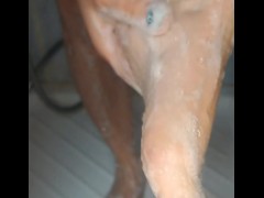 Tanta schiuma sui piedini