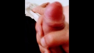 Pau grosso gozando para gata