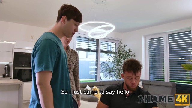 České porno - nevěrná česká manželka a vydírání chlapcem - Jenporno.cz