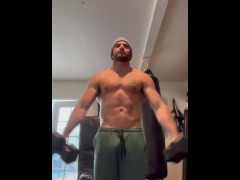 Lifting weights - Screenshot 5 of 16 - Lifting