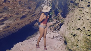 Sexy teen colombiana cogida en la naturaleza