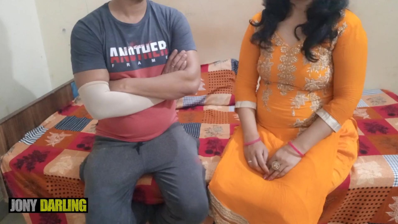 Xxx Saree Wali Bhabhi Ki Chudai Video Daunlod - Punjabi Bhabhi Ne Devar Se Shart Laga Kar Chudai Karwayi, Devar Ne  Cheekhein Nikaal Di - Pornhub.com