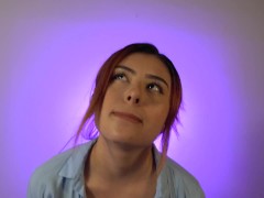 Tu vecina quiere que le pagues en especie las deudas de tu esposa-ROLEPLAY