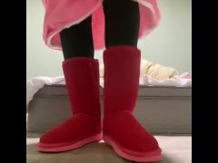 Uggs Boots Modeling and Shaking my Booty