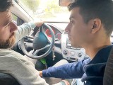 Motorista Rodrigo El Santo da carona a Boy Valentin Val e fode seu cu apertado - SayUncle