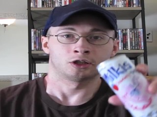 Angel Probeert Koreaanse Milkis Voor De Eerste Keer Dag 5