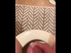 ドМ男子 トイレで声我慢しながらイク♡ 童貞 皮かむり - Screenshot 15 of 16 - Cute Boy