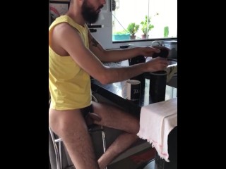 МОЙ ДЕНЬ НАЧИНАЕТСЯ ТОЛЬКО ПОСЛЕ ТОГО, КАК Я ВЫПЬЮ КОФЕ