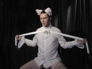 KITTY BOY POSE