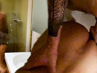 Quick Fuck in the Shower - be Quiet, my Stepsister and her Family are around !