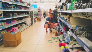 She Exhibits Her Chatte In A Public Store Without A Skirt