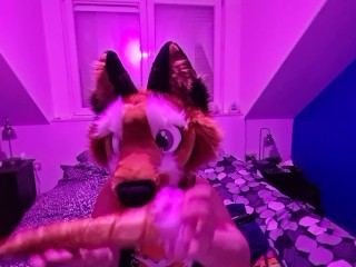 Мэттью Фокс нашел рог единорога и использовал его в качестве фаллоимитатора