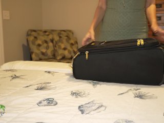 Sharing A Bed With My Hot StepMom Big Ass Milf 2! screenshot number 1