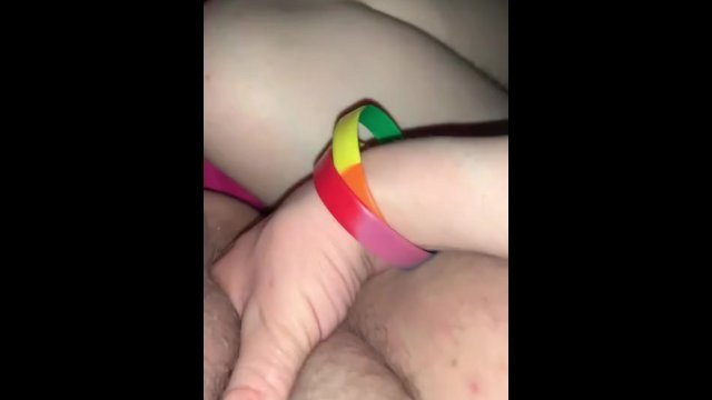 Kitten loves to SQUIRT 