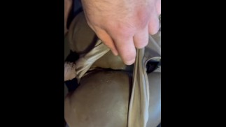 Enfoncer un gros cul noir avec une culotte sur le côté