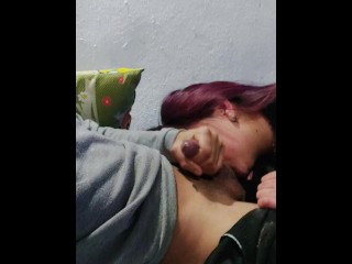 أجد حبيبي وحده وأعطيه اللسان جيدًا😈🥵🥵