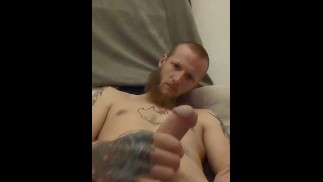 Потираю свой большой член ❤️❤️🤑