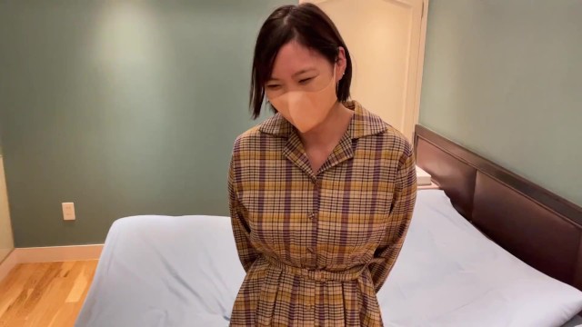ぷるぷる爆乳娘の濃厚フェラチオ＋パイズリ。お口に大量発射する個人撮影