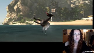 STREAMER CHICK SHOWS HER SKILLS LIVE ON TWITCH