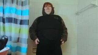 Huge BBW Takes A Shower To Relax
