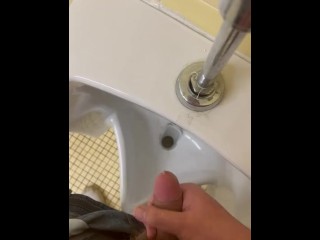 College Cub Cums in Dorm Urinal