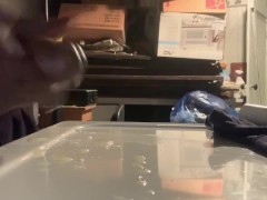 BBC HUGH CUMSHOT IN BASEMENT ON DRYER - Screenshot 5 of 16 - Big Dick Cumshot