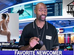 Favorite Newcomer - Screenshot 9 of 16 - Masturbate