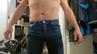 ¡He bordeado, cumming y meando en mis jeans TODO el día! Nice y apretado, ¡los abrazos cálidos! Hora de correrse❤️