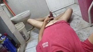 CÓMETE A ESTE MACHO