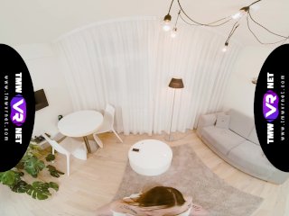 TmwVRnet - Cutie needs a fuck after shopping